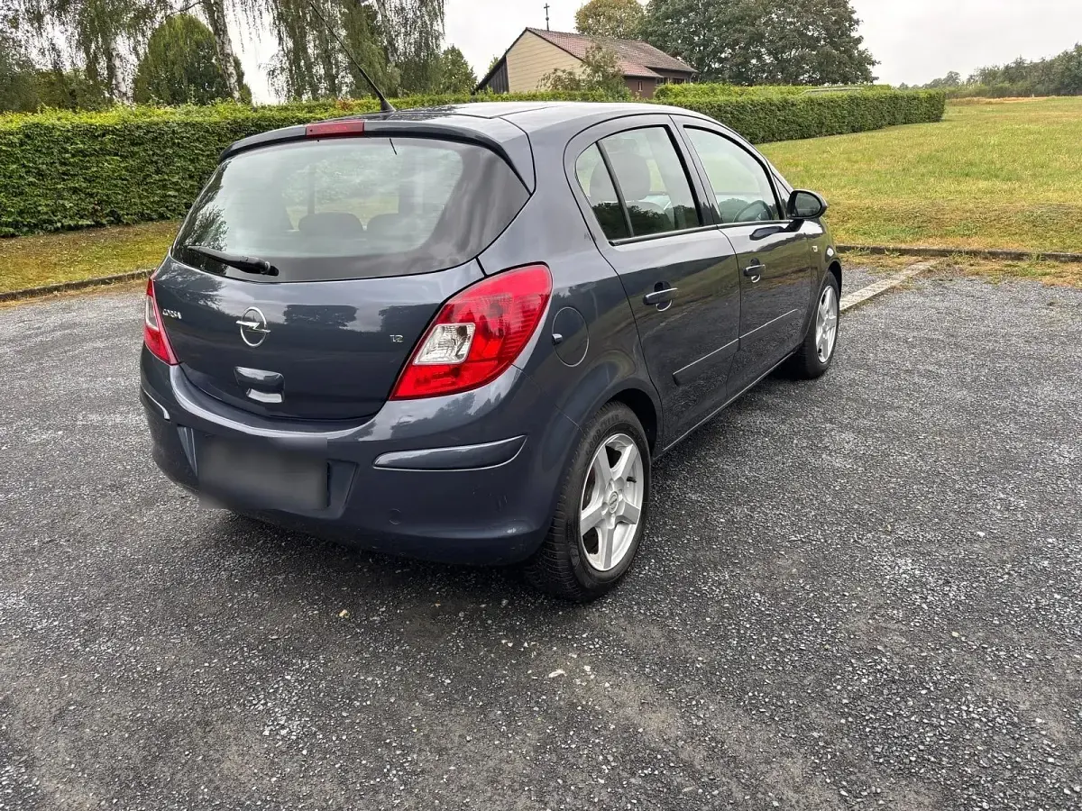 Gebraucht Opel Corsa 80 PS (58 kW) 2007 Blau Kleinwagen