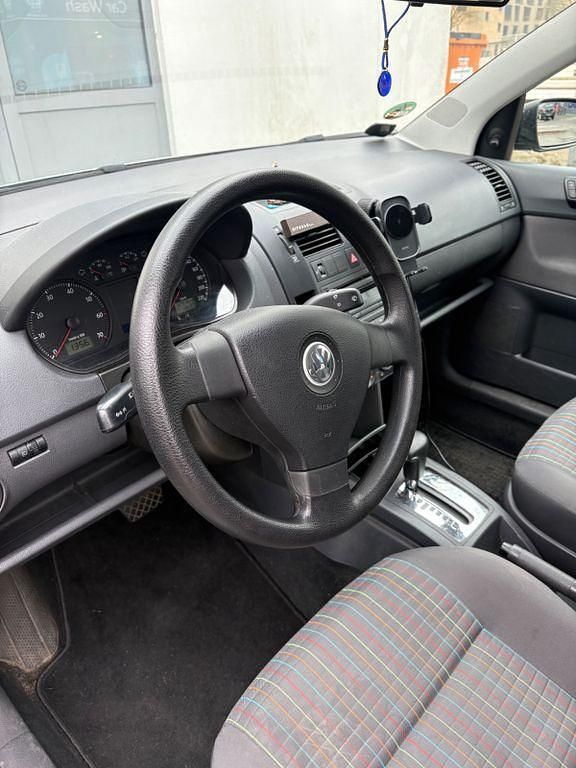 Gebraucht VW Polo 75 PS (55 kW) 2006 Grau Kleinwagen