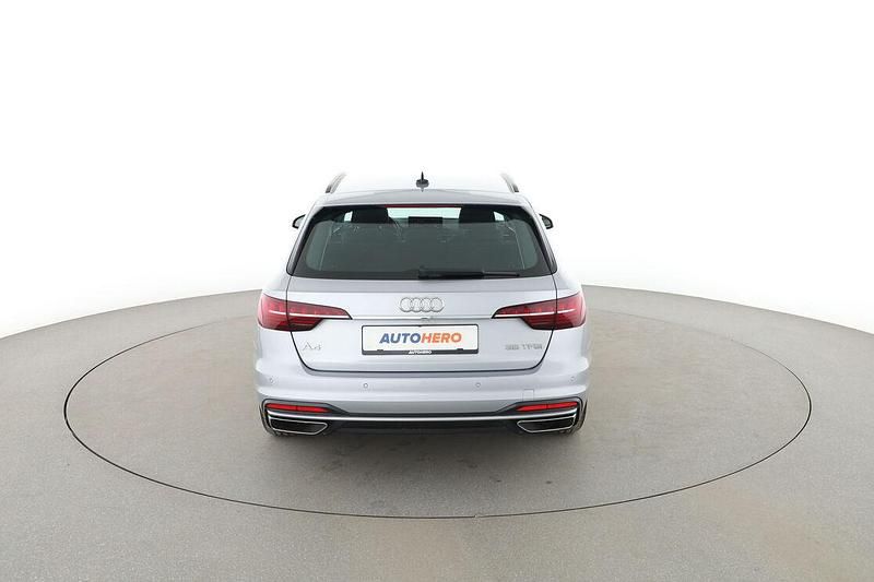 Second-hand Audi A4 Advanced 150 CP (110 kW) 2022 Gri Break
