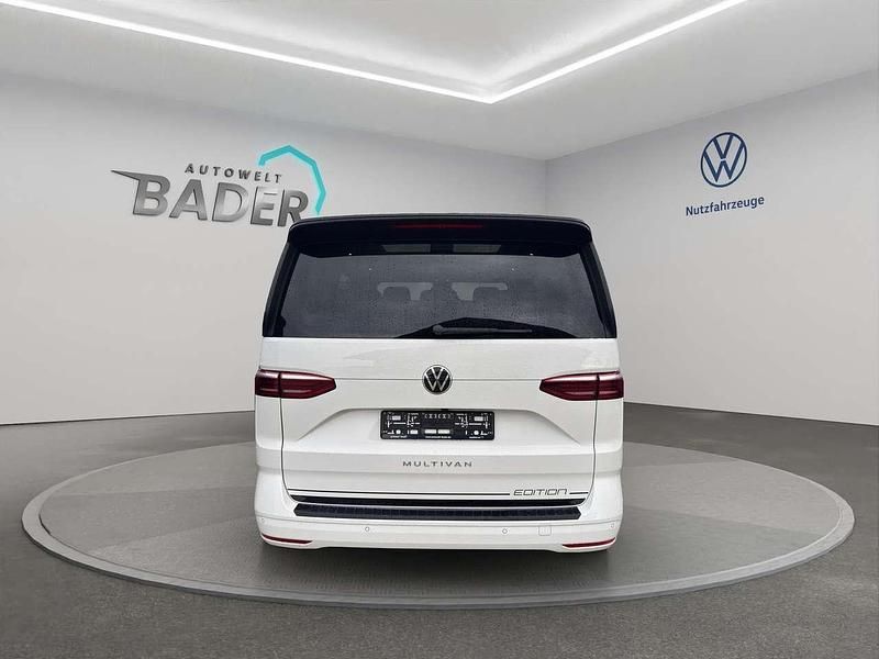 Gebraucht VW Multivan Life 204 PS (150 kW) 2024 Candyweiß Van