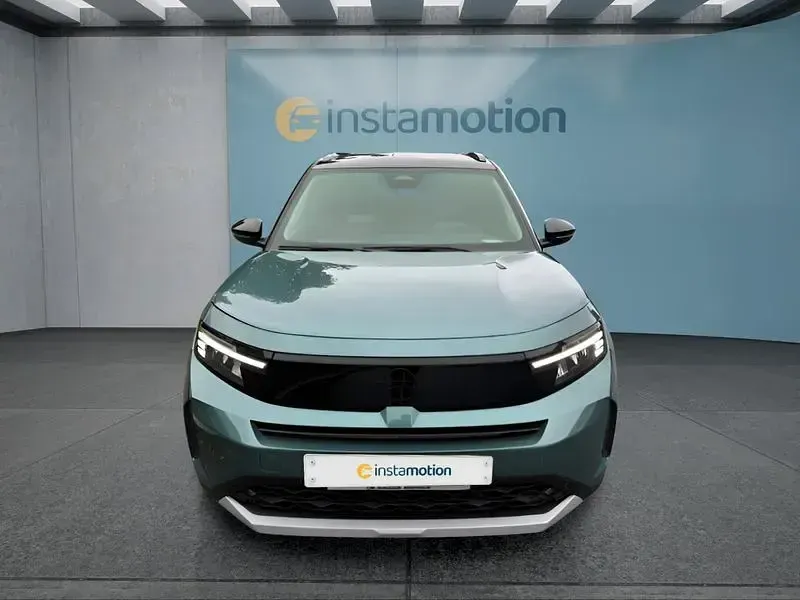 Neu Opel Frontera 110 PS (80 kW) 2026 Grün SUV