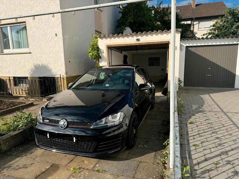 Schwarz Gebraucht 2015 VW Golf VII GTD Limousine | 14.950 € (Fairer Preis) - Bild 1/4
