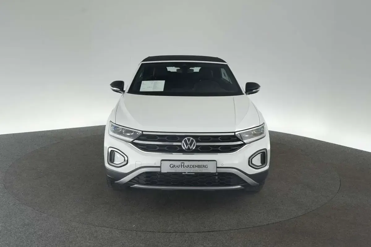Gebraucht VW T-Roc Cabriolet Style 116 PS (85 kW) 2025 Schwarz Cabrio