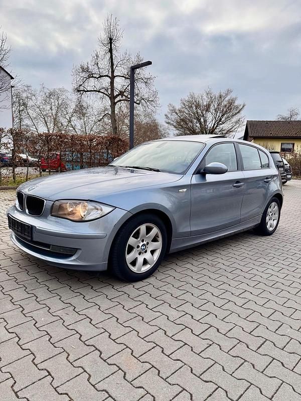 Silber Gebraucht 2007 BMW 118 Kleinwagen | 2.800 € (Guter Preis) - Bild 1/4