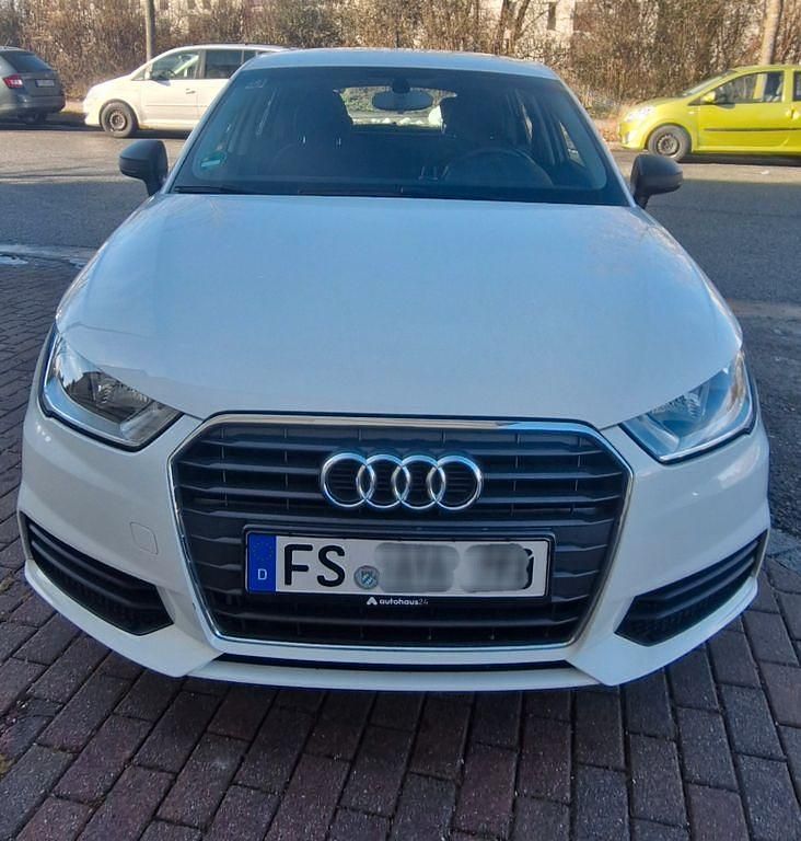 Gebraucht Audi A1 Sportback Design 82 PS (60 kW) 2017 Weiß Kleinwagen