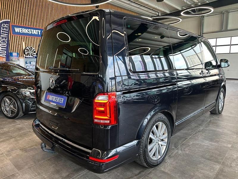 Usado VW T6 Generation Six 204 HP (150 kW) 2015 Preto Van