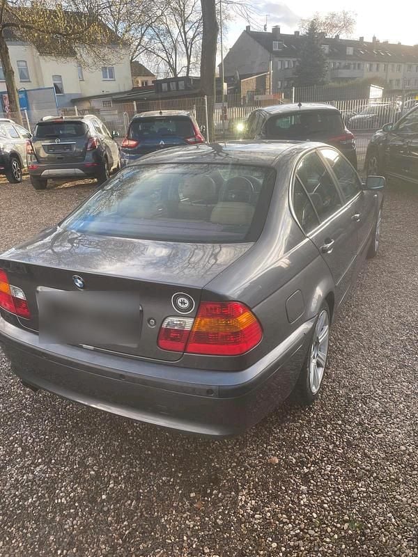 Gebraucht BMW 320 170 PS (125 kW) 2002 Silber Limousine