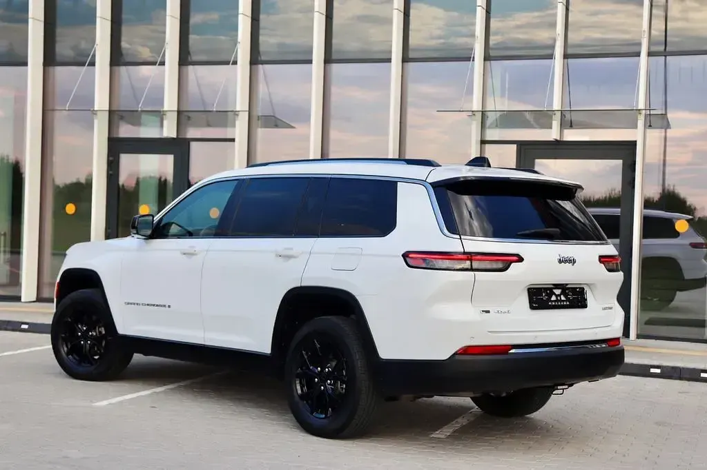 Gebraucht Jeep Grand Cherokee 296 PS (217 kW) 2021 Weiß SUV