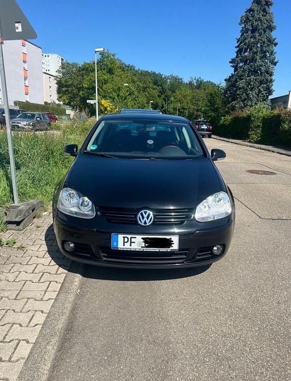 Schwarz Gebraucht 2005 VW Golf IV Individual Limousine | 5.000 € (Etwas zu teuer) - Bild 1/4
