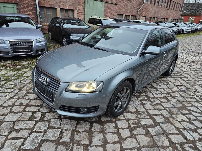 Gebraucht Audi A3 Ambiente 140 PS (102 kW) 2009 Grau Limousine