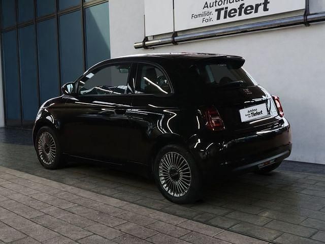 Gebraucht Fiat 500e 86 kW (118 PS) 2023 Onyx black Kleinwagen
