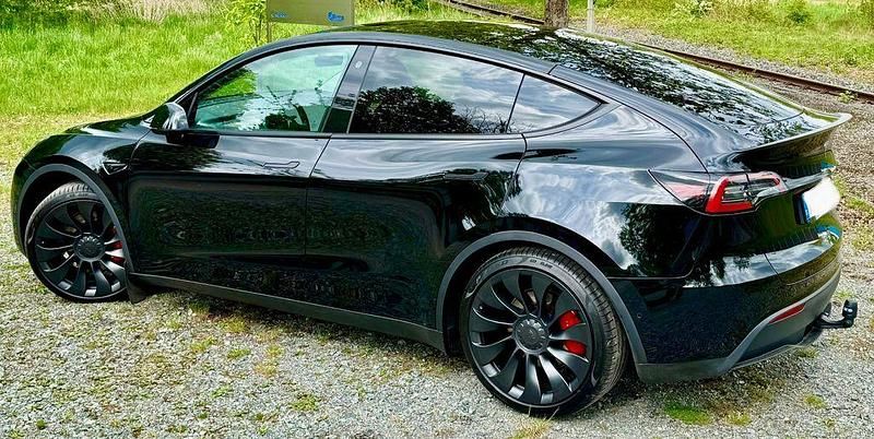 Gebraucht Tesla Model Y Performance 392 kW (534 PS) 2022 Schwarz SUV
