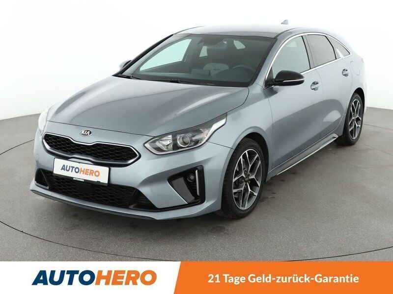 Grau Gebraucht 2020 Kia ProCeed GT-Line Kleinwagen | 18.600 € (Fairer Preis) - Bild 1/3