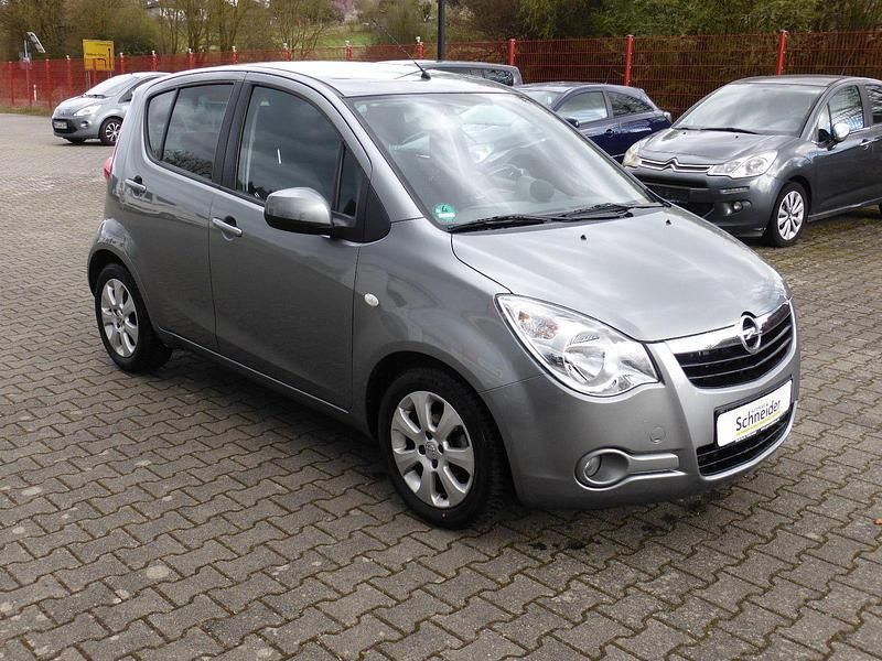 Gebraucht Opel Agila Edition 86 PS (63 kW) 2010 Grau Kleinwagen