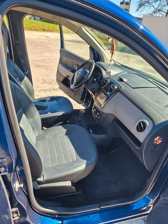 Gebraucht Dacia Lodgy Prestige 116 PS (85 kW) 2017 Blau Van / Kleinbus