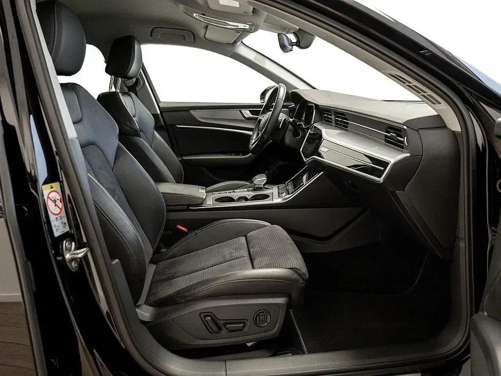 Używany Audi S6 Premium 344 KM (253 kW) 2022 Czarny Kombi