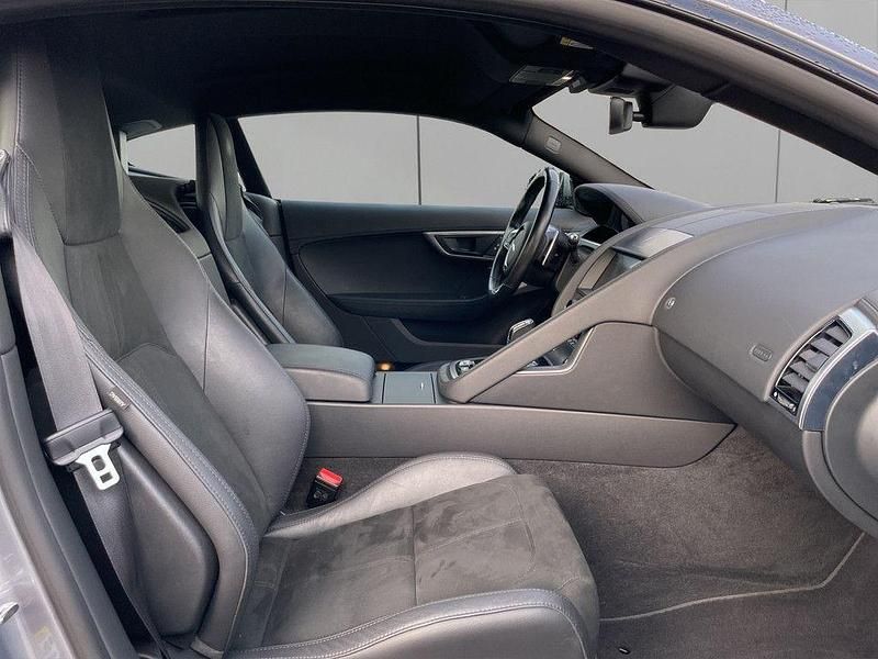 Gebraucht Jaguar F-Type 300 PS (220 kW) 2021 Grau Coupé