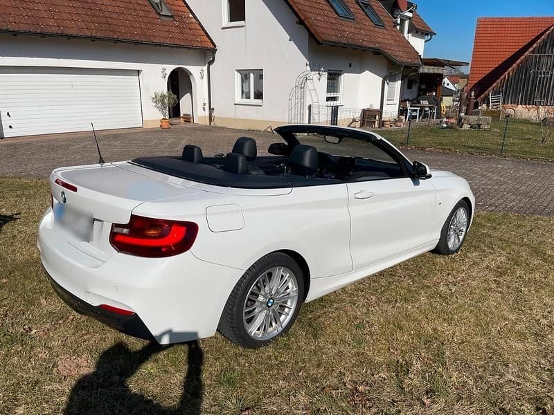 Gebraucht BMW 218 M Sport 136 PS (100 kW) 2015 Weiß Cabrio