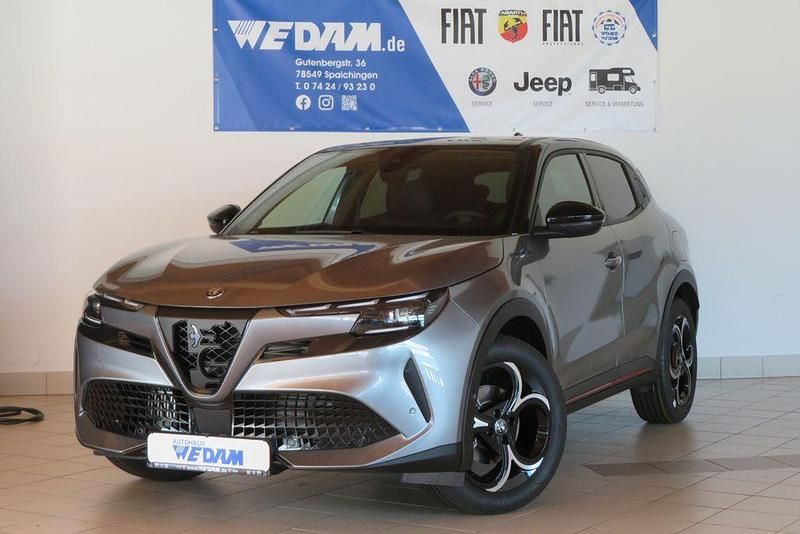 Grau Neu 2025 Alfa Romeo GT Junior Edizione Speciale SUV | 32.440 € (Fairer Preis) - Bild 1/4