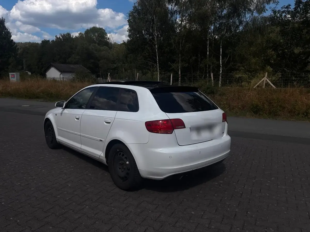 Gebraucht Audi A3 Sportback 170 PS (125 kW) 2007 Weiß Kleinwagen