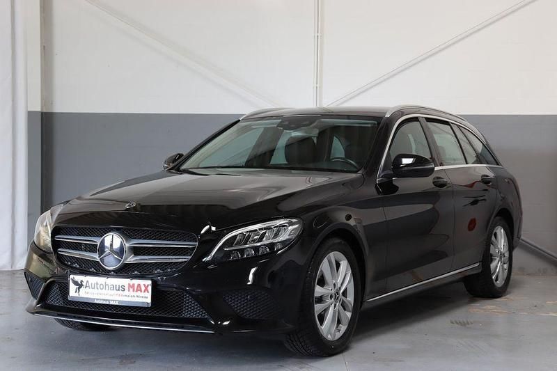 Schwarz Gebraucht 2019 Mercedes C200 Limousine | 21.990 € (Superpreis) - Bild 1/4