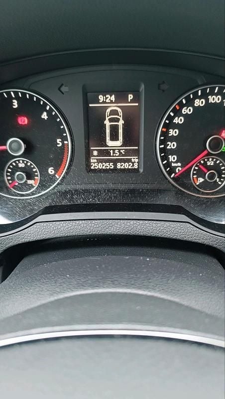 Gebraucht VW Sharan 150 PS (110 kW) 2016 Schwarz Van / Kleinbus