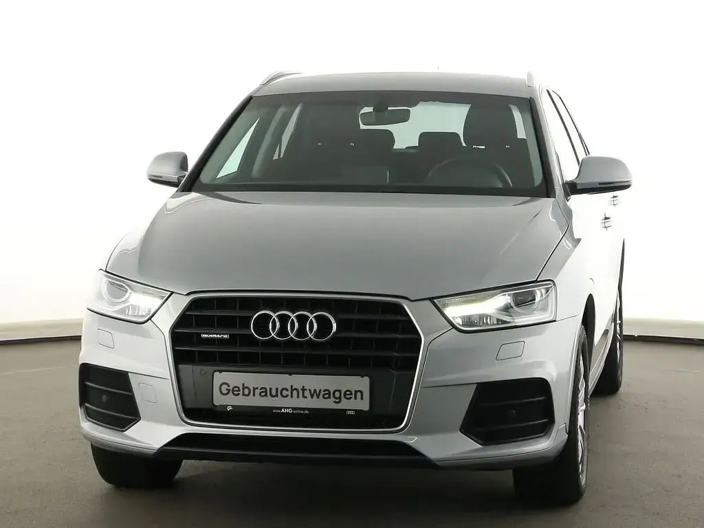 Gebraucht Audi Q3 Sport 179 PS (131 kW) 2016 Florettsilber metallic SUV