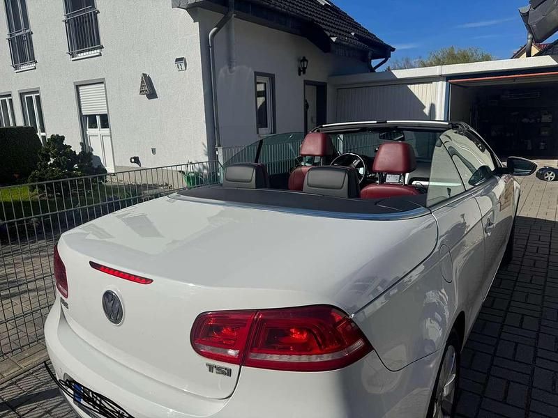 Second-hand VW Eos 160 CP (117 kW) 2011 Alb Cabrio