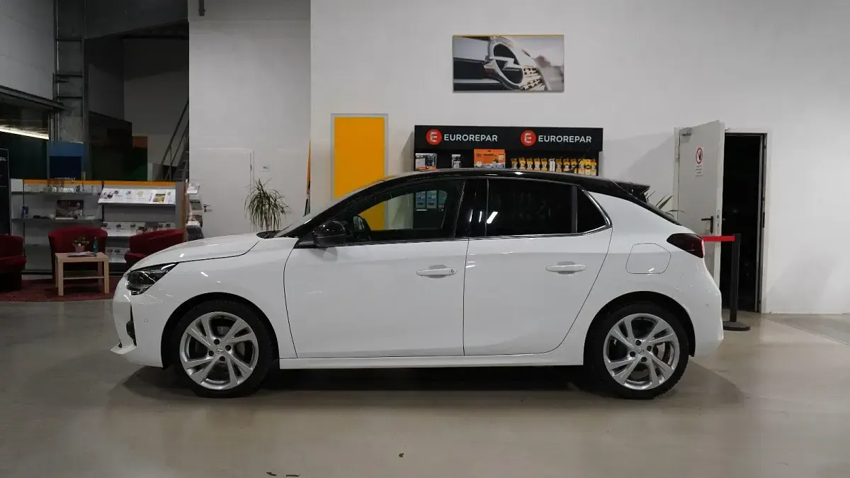 Gebraucht Opel Corsa Ultimate 101 PS (74 kW) 2022 Weiß Kleinwagen