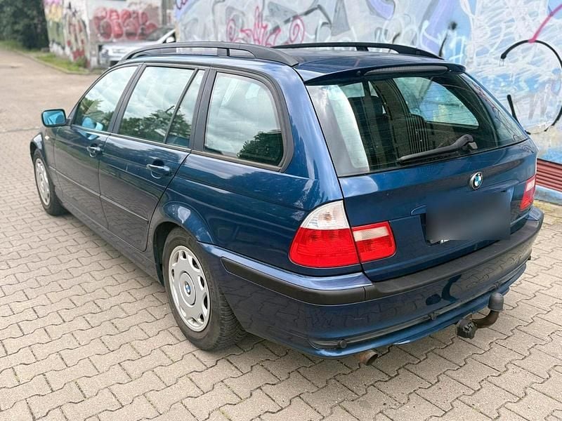 Gebraucht BMW 316 116 PS (85 kW) 2003 Blau Kombi
