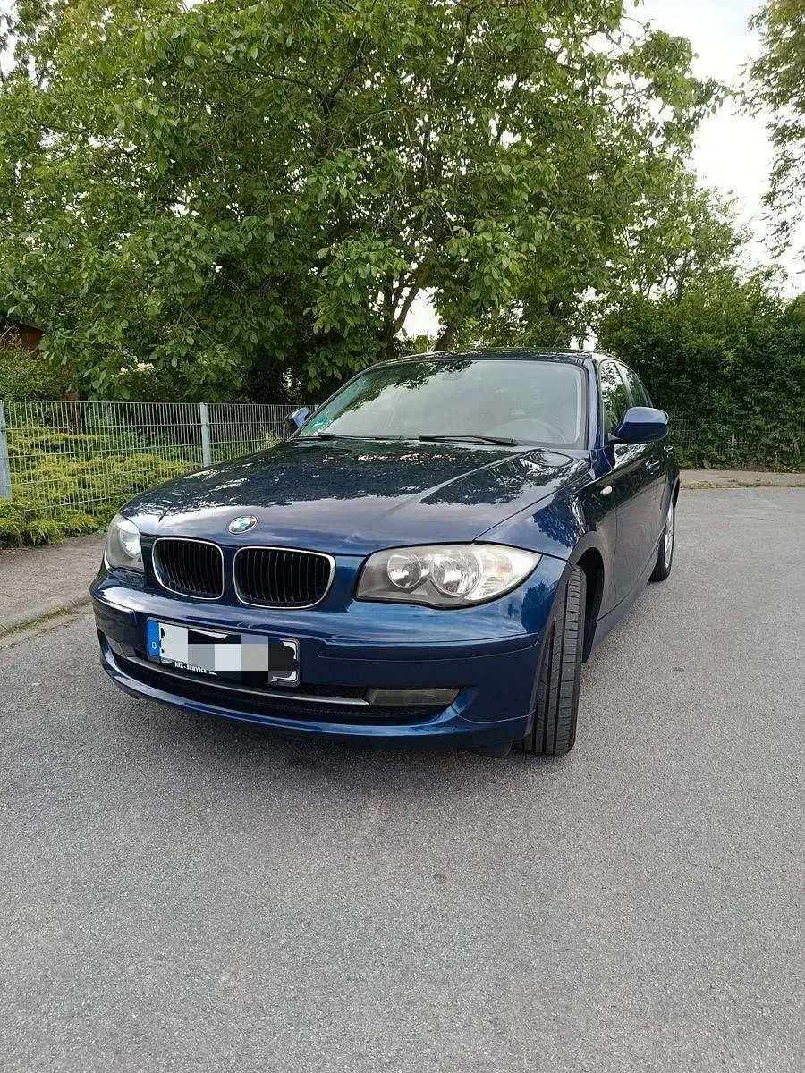 Gebraucht BMW 116 122 PS (89 kW) 2011 Blau Kleinwagen