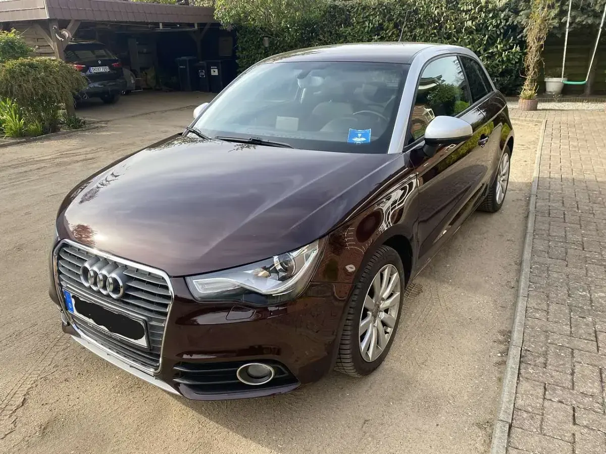 Second-hand Audi A1 Ambition 122 CP (89 kW) 2011 Mov Hatchback