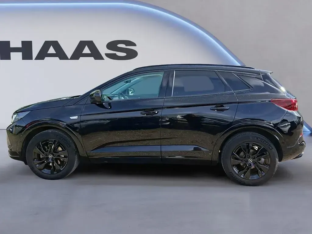 Gebraucht Opel Grandland X GS Line 131 PS (96 kW) 2022 Diamant schwarz/karbon schwarz SUV
