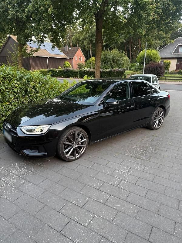 Gebraucht Audi A4 204 PS (150 kW) 2021 Schwarz Limousine