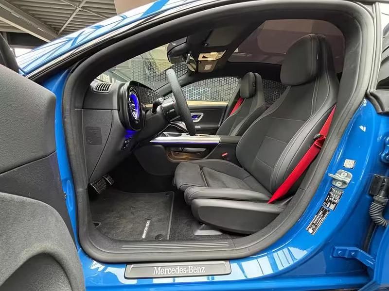 Gebraucht Mercedes 350 260 kW (354 PS) 2026 Metalliclack klarblau Coupé