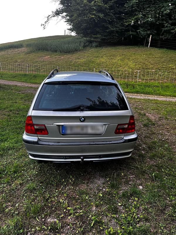 Gebraucht BMW 328 193 PS (141 kW) 2000 Silber Kombi