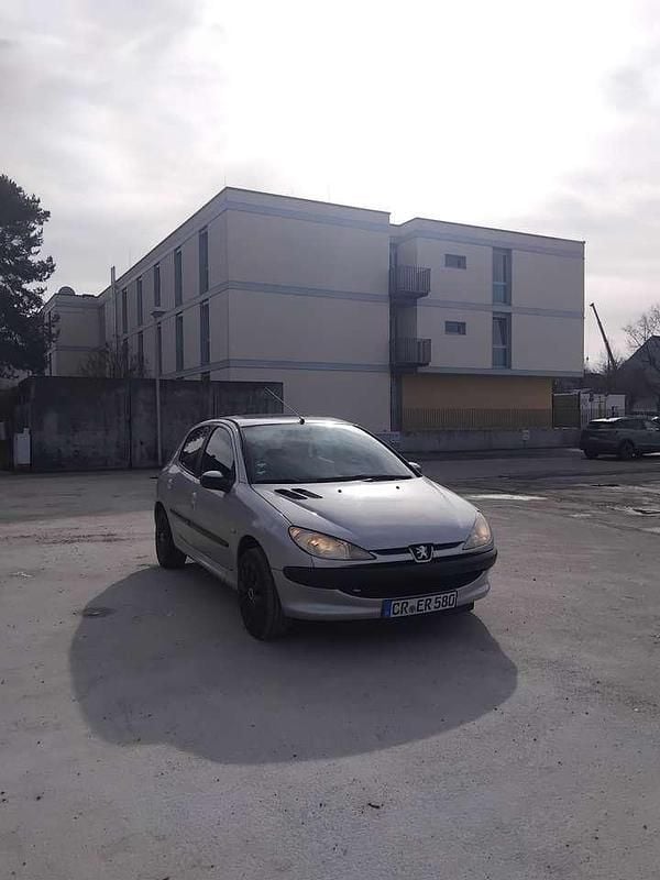 Gebraucht Peugeot 206 Filou 60 PS (44 kW) 2004 Limousine