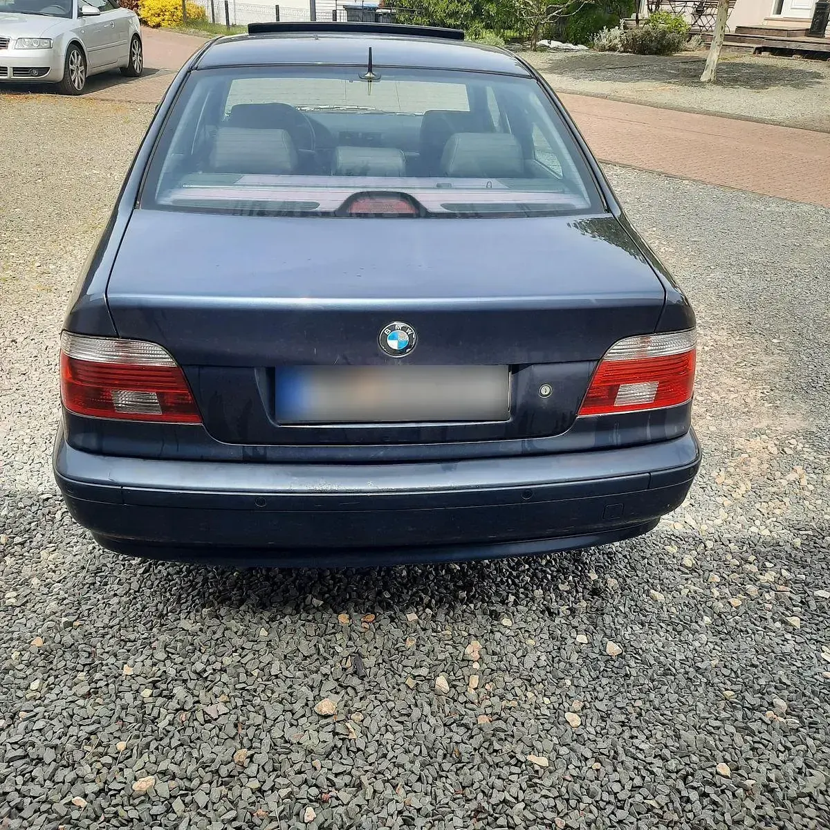Second-hand BMW 525 Basis 192 CP (141 kW) 2002 Berlinǎ
