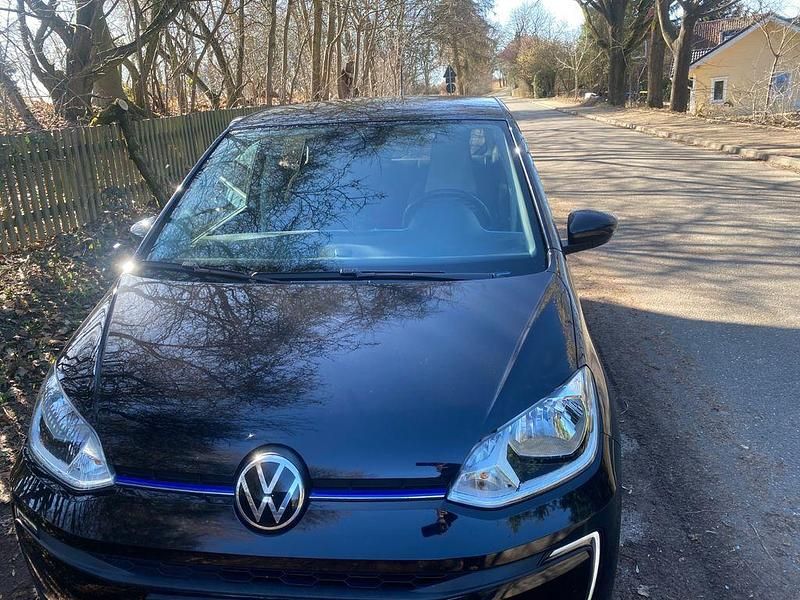 Gebraucht VW e-up! 61 kW (83 PS) 2021 Schwarz Kleinwagen