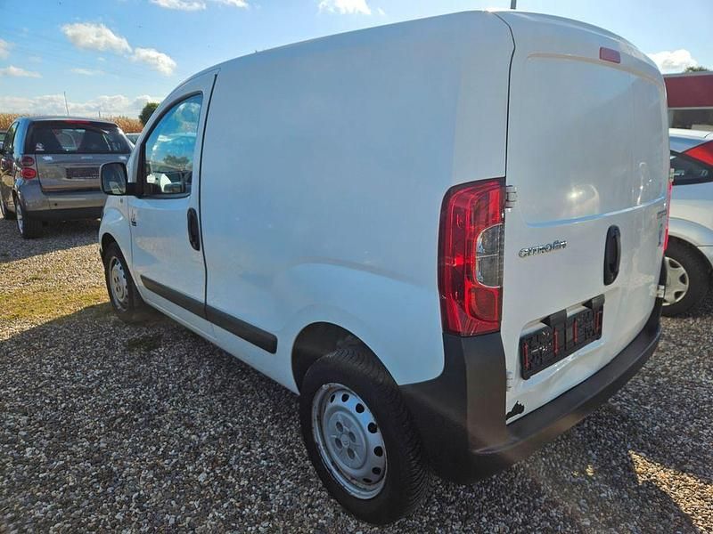 Weiß Gebraucht 2010 Citroën Nemo Van / Kleinbus | 3.680 € (Fairer Preis) - Bild 1/4