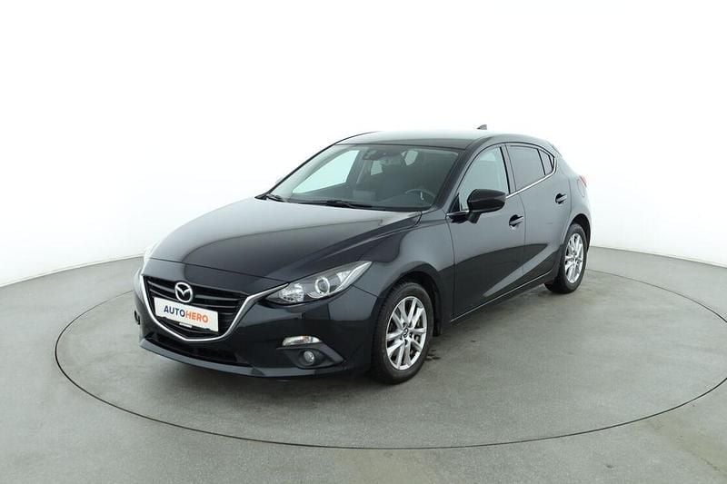 Schwarz Gebraucht 2016 Mazda 3 Center-Line Limousine | 12.320 € (Fairer Preis) - Bild 1/3