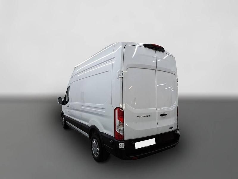 Gebraucht Ford Transit Trend 131 PS (96 kW) 2024 Weiß Limousine