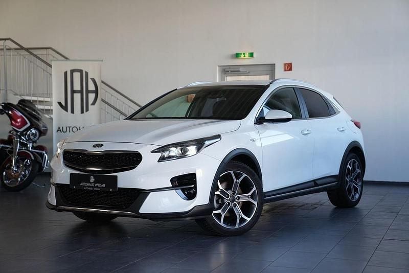 Gebraucht Kia XCeed Vision 160 PS (117 kW) 2021 (hw2) deluxeweiss met. SUV