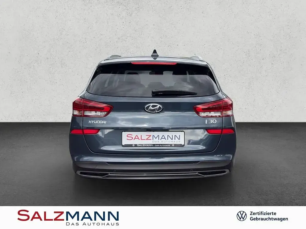Gebraucht Hyundai i30 159 PS (116 kW) 2022 Blau Kombi