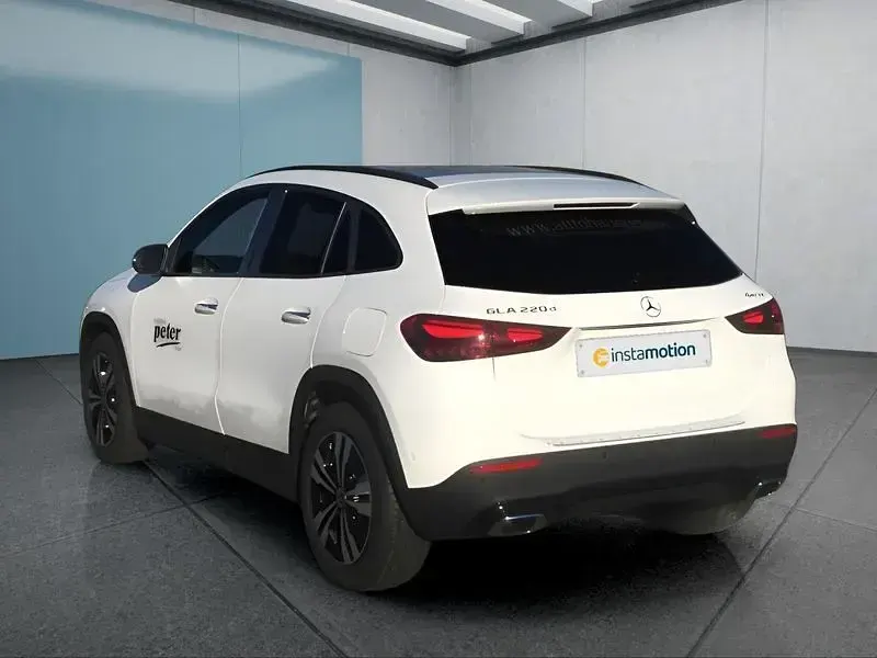 Gebraucht Mercedes GLA220 190 PS (139 kW) 2025 Weiß SUV