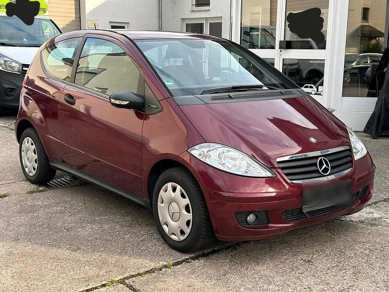 Rot Gebraucht 2005 Mercedes A170 Limousine | 2.900 € (Guter Preis) - Bild 1/4