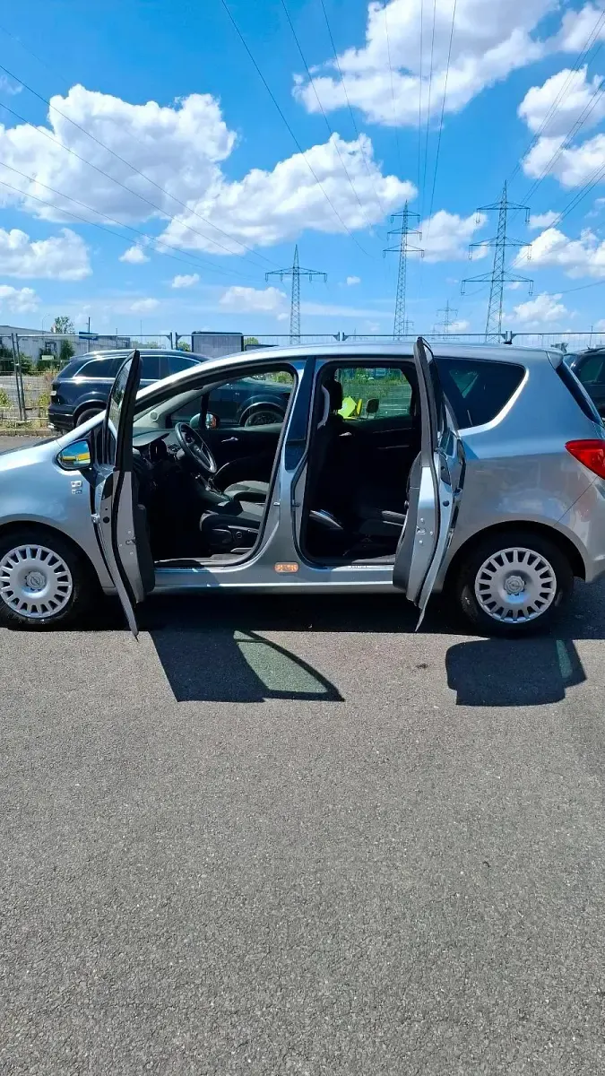 Gebraucht Opel Meriva 120 PS (88 kW) 2012 Grau Van / Kleinbus