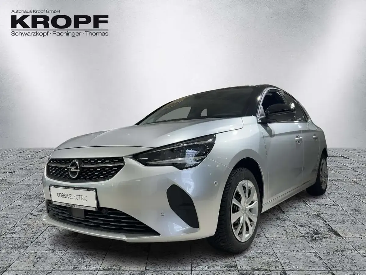 Gebraucht Opel Corsa-e 100 kW (136 PS) 2023 Kristall silber Kleinwagen