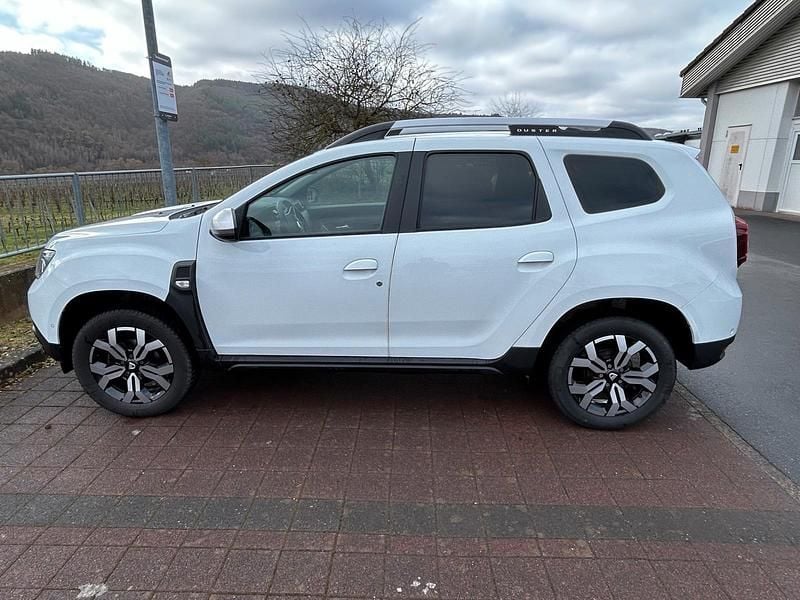 Gebraucht Dacia Duster 91 PS (66 kW) 2022 Weiß SUV