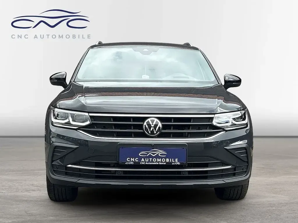 Gebraucht VW Tiguan Active 245 PS (180 kW) 2022 Grau SUV